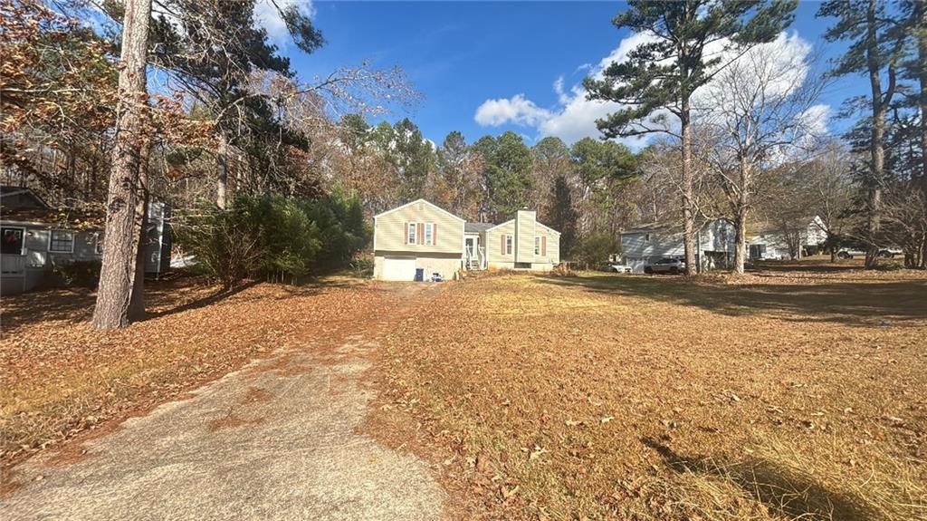 6510 Chickasaw Dr., Douglasville, GA 30135