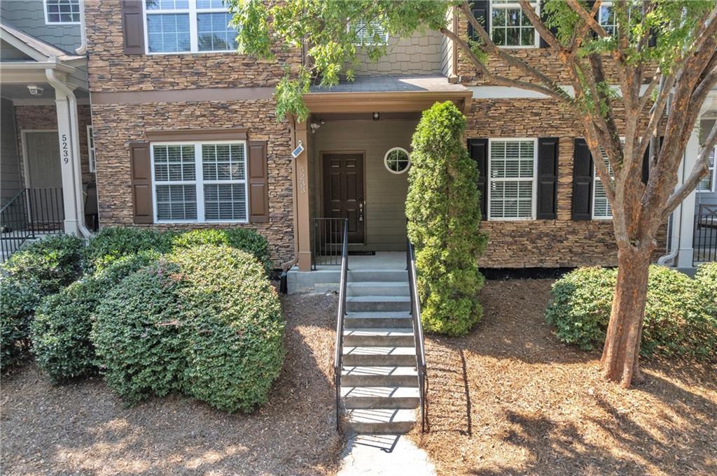 5233 Whiteoak Ave., Smyrna, GA 30080