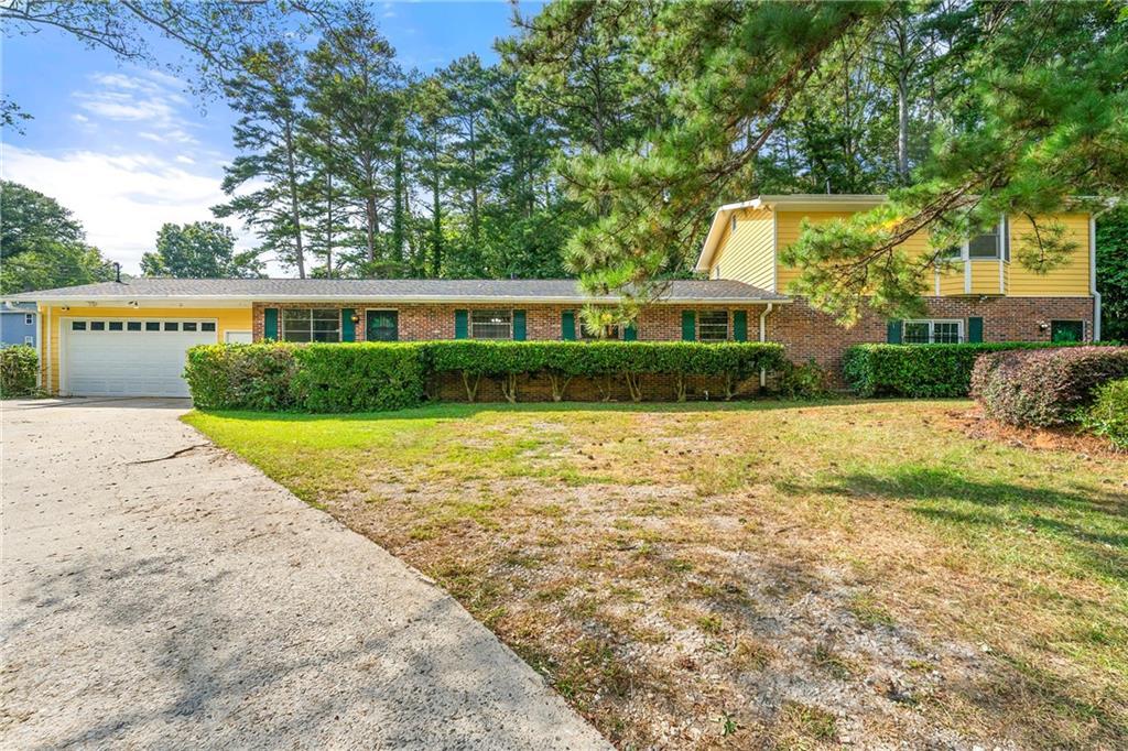 1885 North Dr., Atlanta, GA 30331