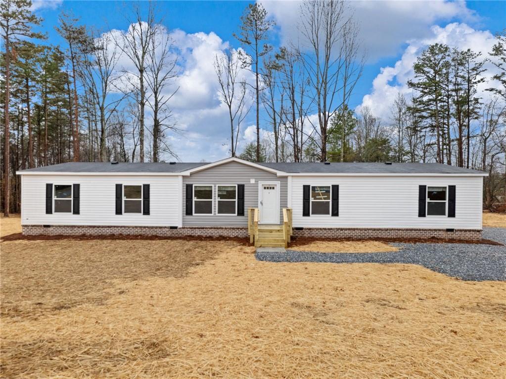 5226 Bogus Rd., Gainesville, GA 30506