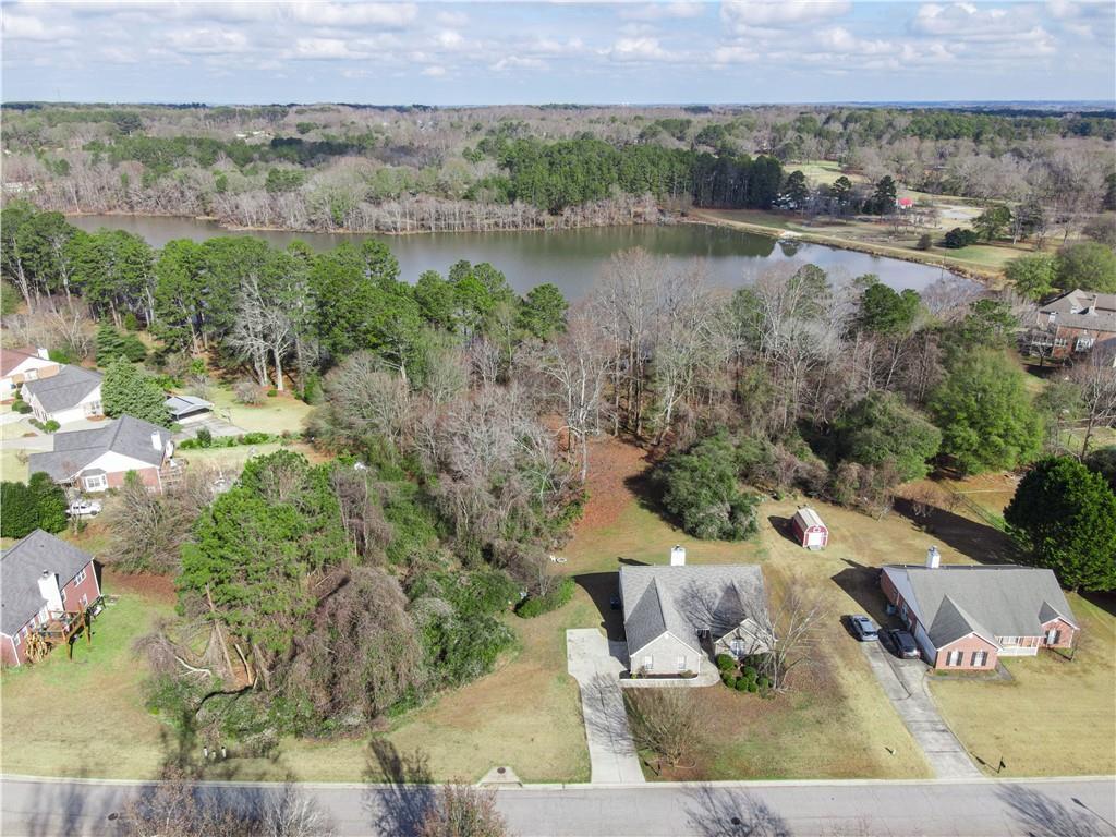 719 Overlook Dr., Winder, GA 30680