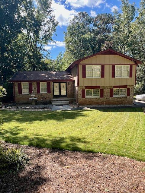 725 Navarre Dr., Stone Mountain, GA 30087