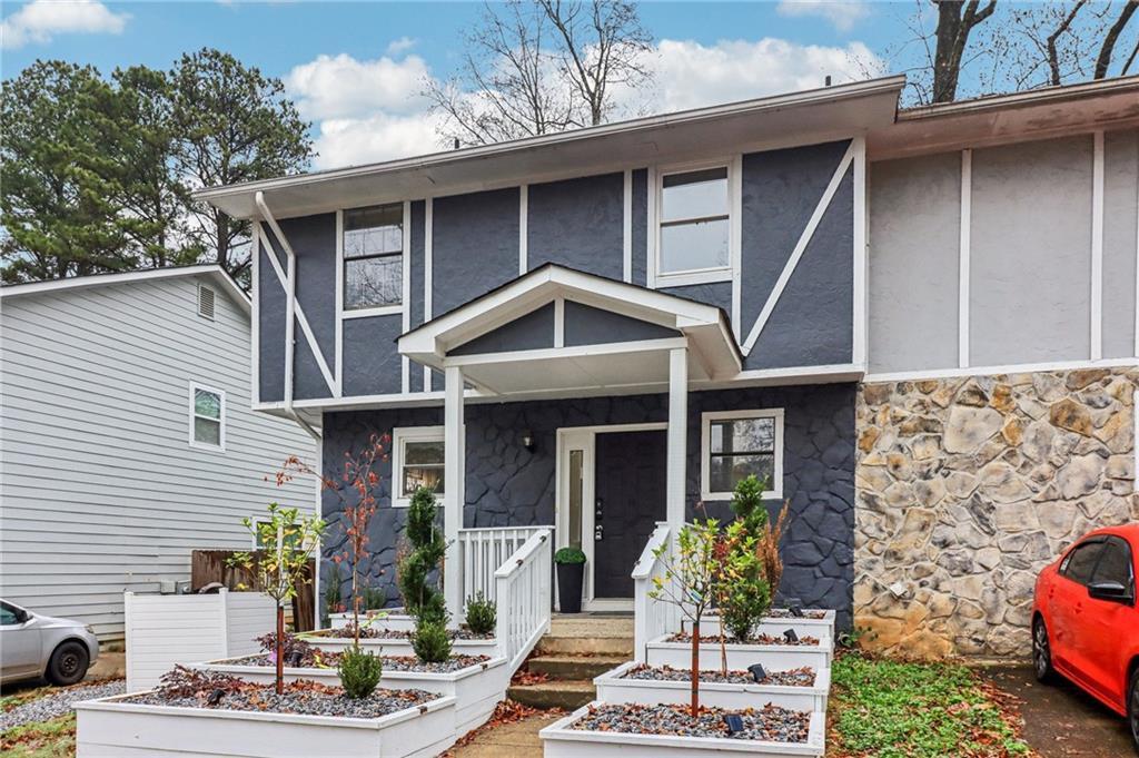 1138 Falling Water Dr., Smyrna, GA 30080