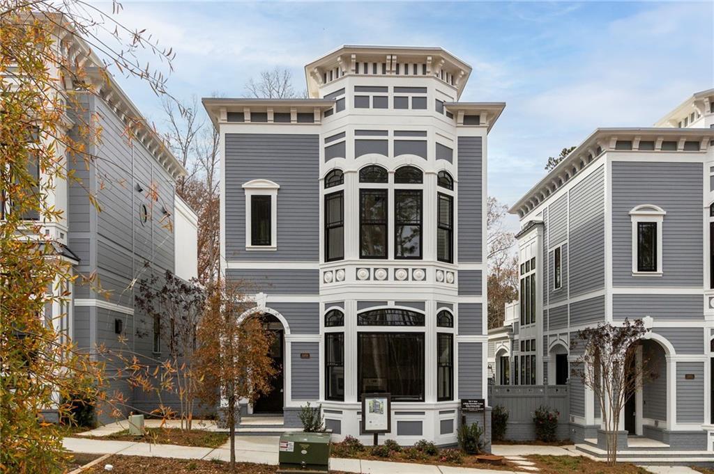 11859 Serenbe Ln., Chattahoochee Hills, GA 30268