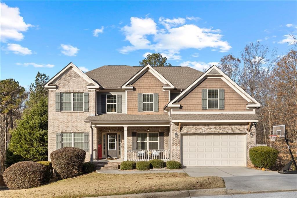 265 Amberbrook Cir., Grayson, GA 30017