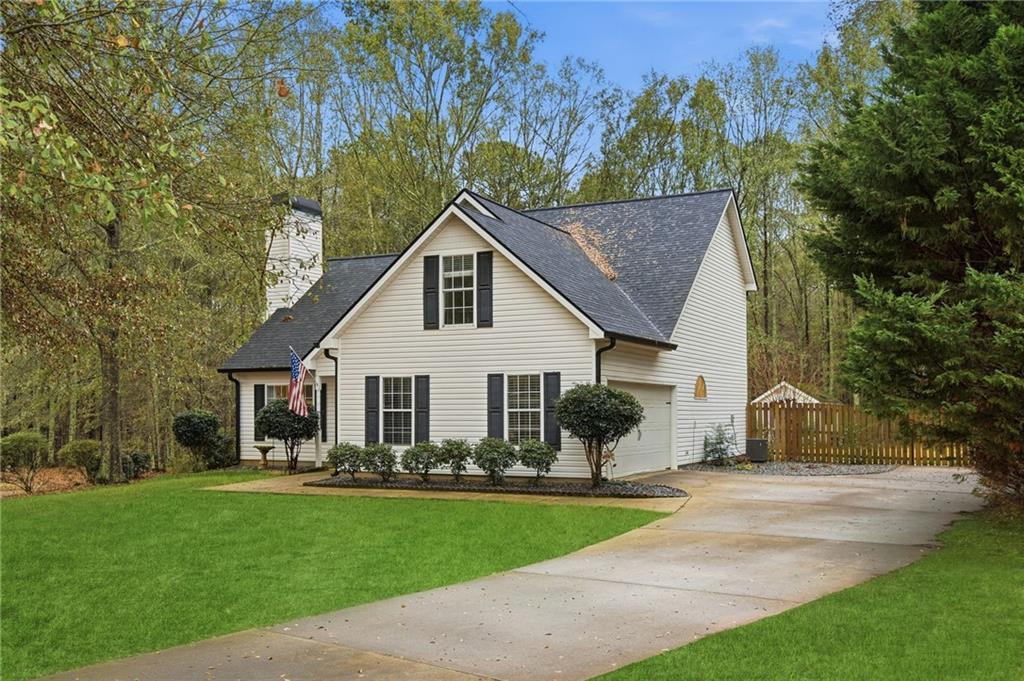 5 Riverside Dr., Sharpsburg, GA 30277