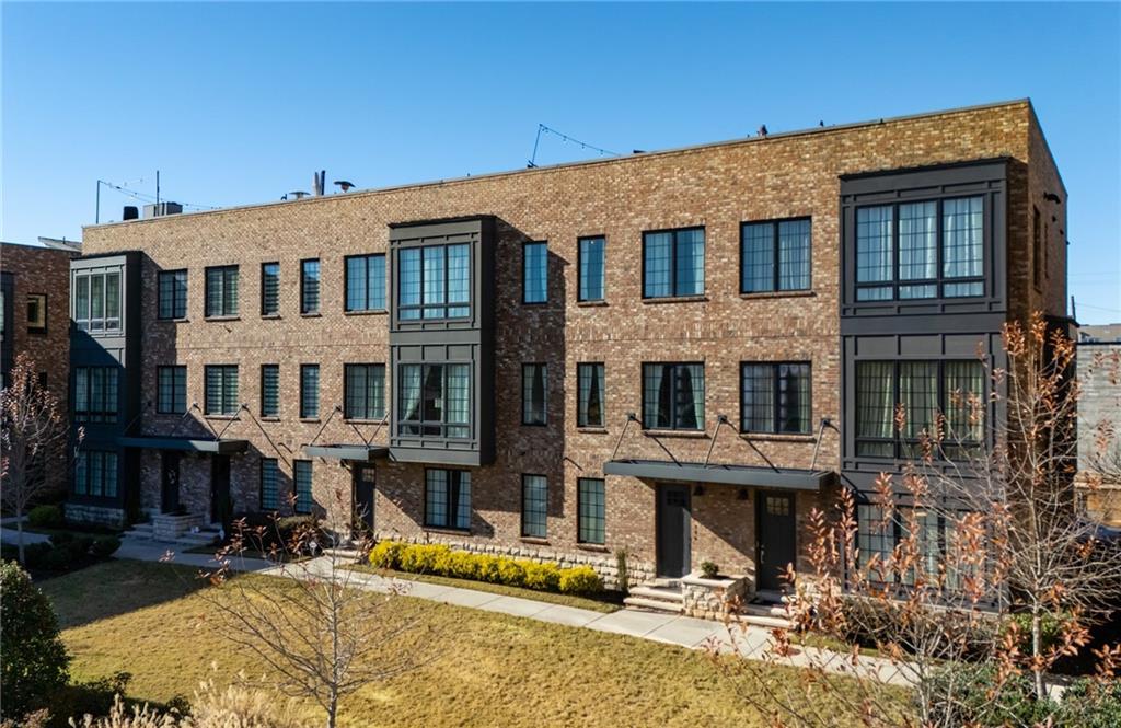 256 Castleberry Station Dr., Atlanta, GA 30313