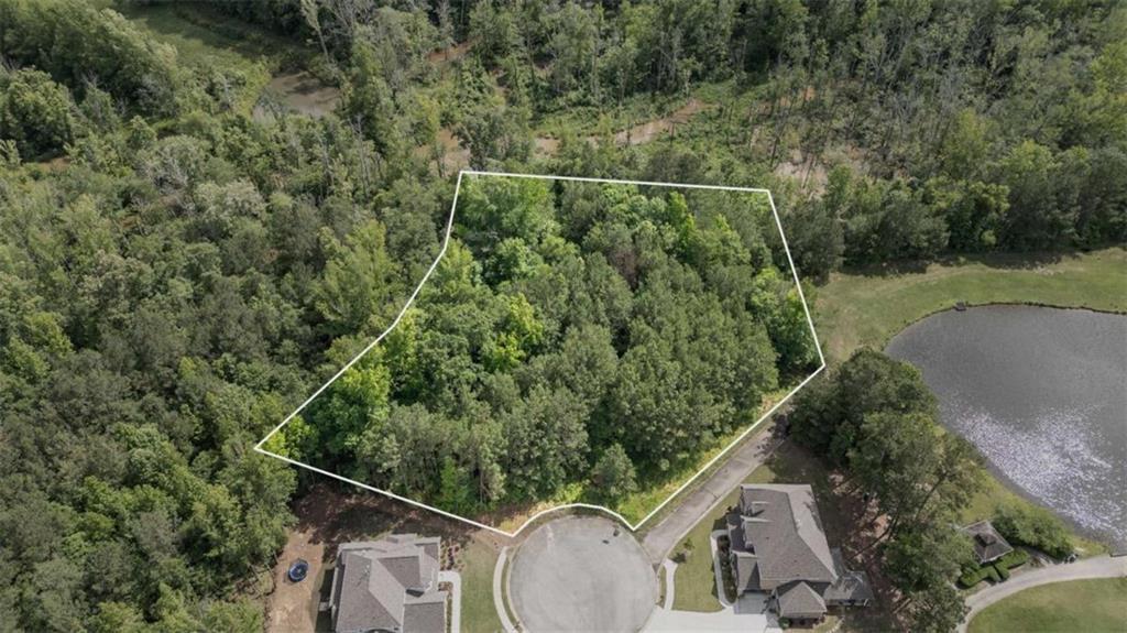 462 Manchester Ln., Villa Rica, GA 30180