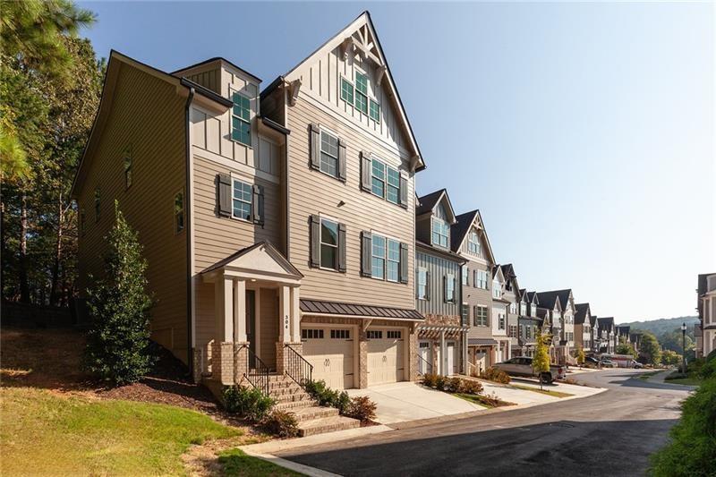 304 Trecastle Ln., Canton, GA 30114