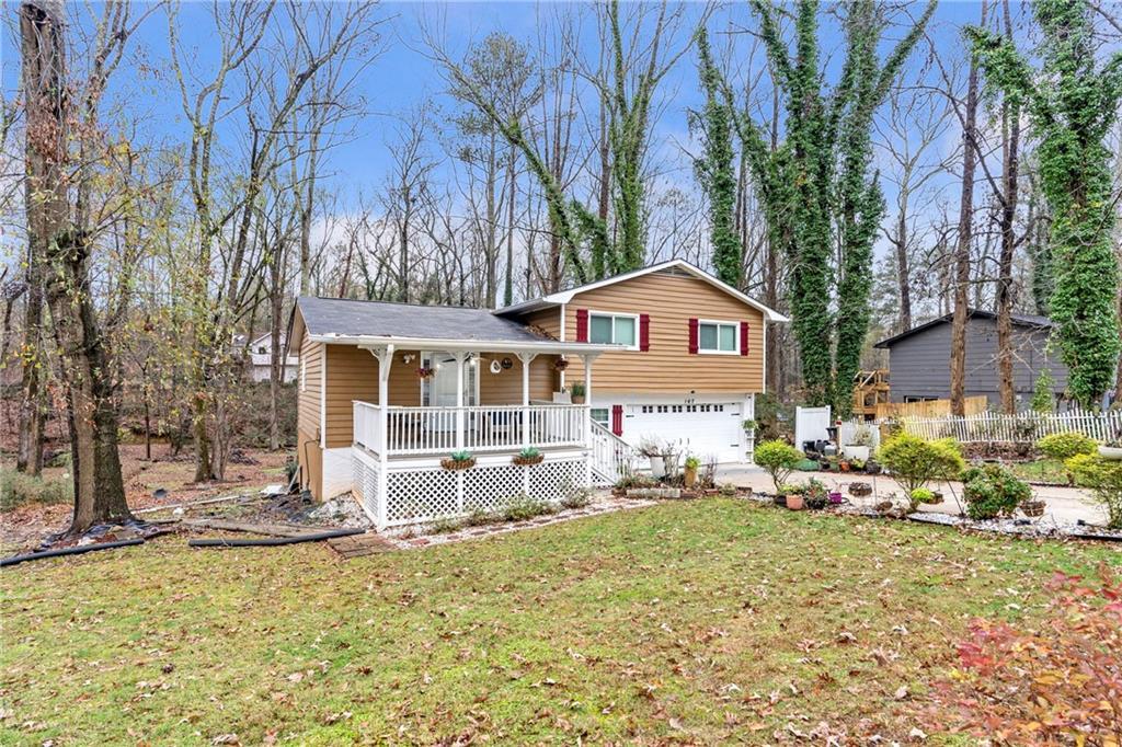 167 Bridgewood Dr., Conyers, GA 30094