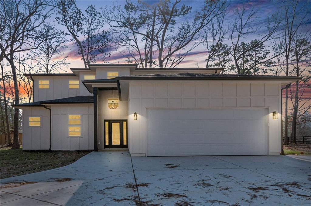 5249 Moon Rd., Powder Springs, GA 30127