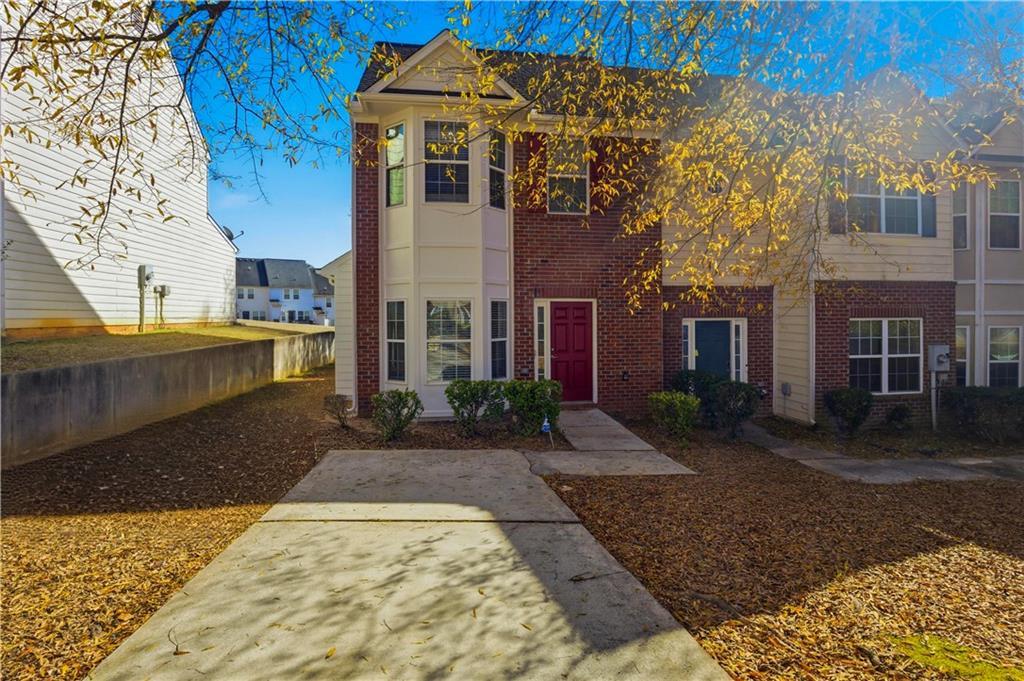 390 Brookview Dr., Riverdale, GA 30274