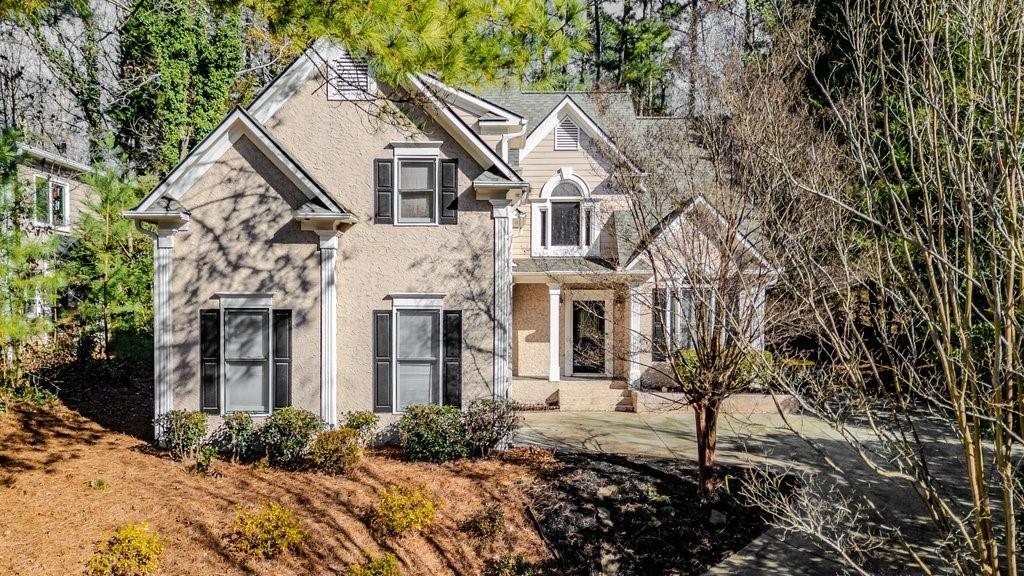 213 Bent Oak Ln., Woodstock, GA 30189