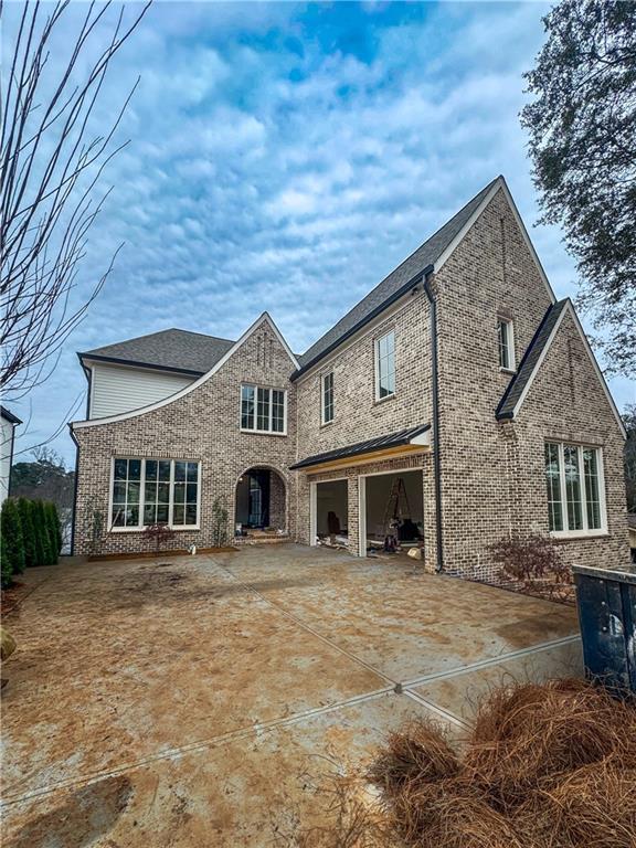 102 King St., Roswell, GA 30075