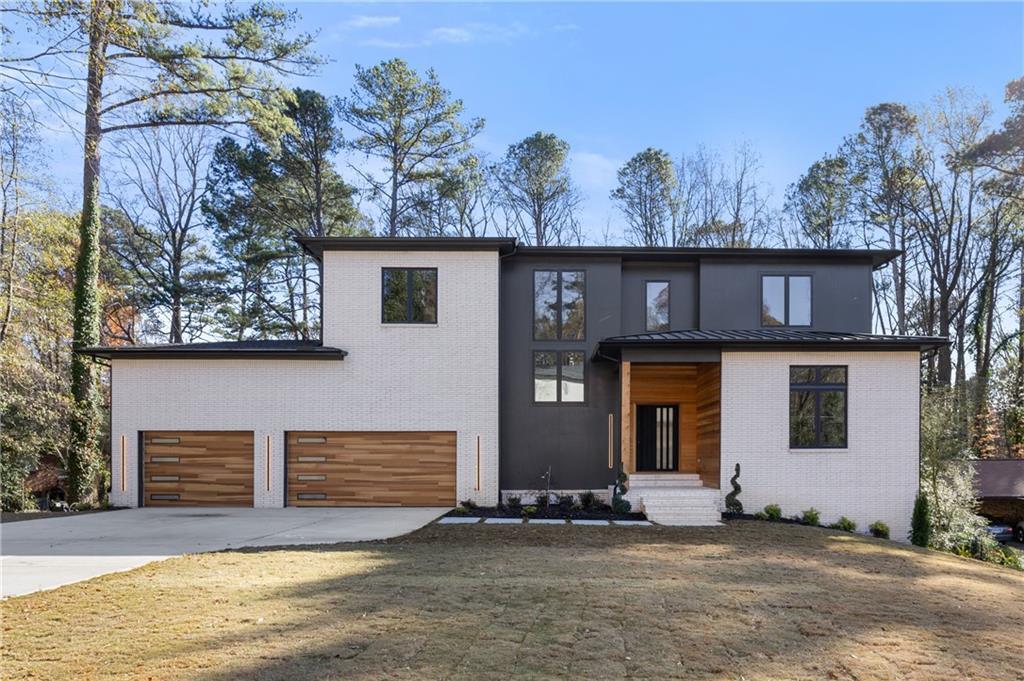 633 Pauley Pl., Sandy Springs, GA 30328