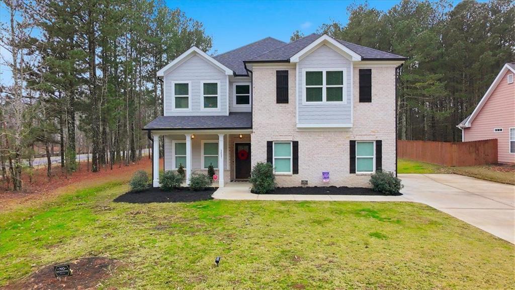 3497 Tiffany Cove Dr., Loganville, GA 30052