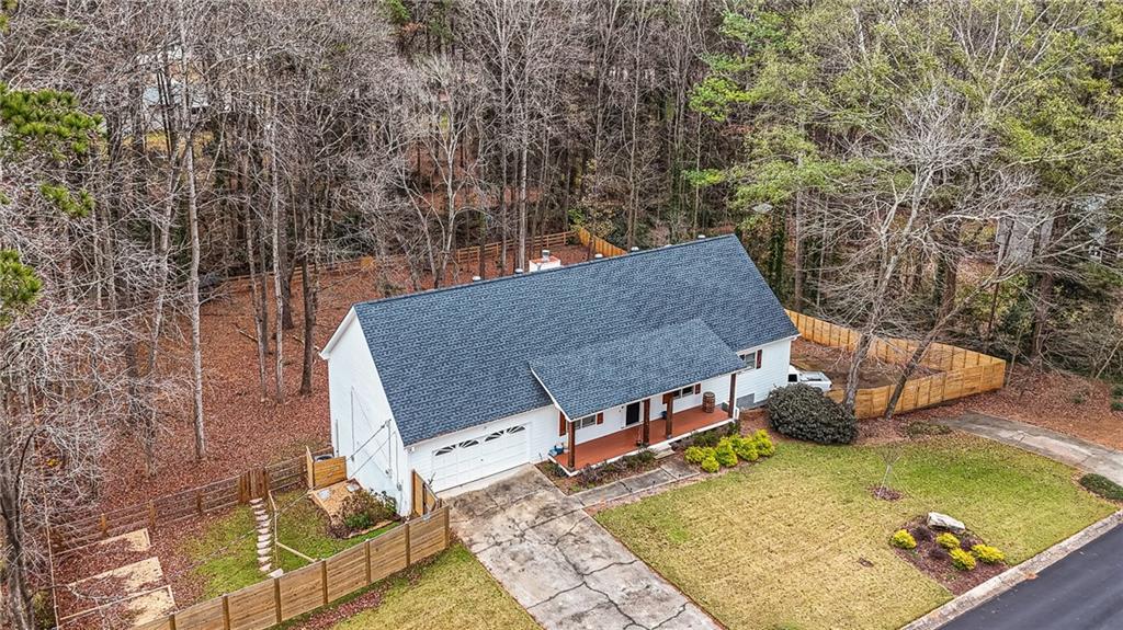 1394 Maple Dr., Lilburn, GA 30047