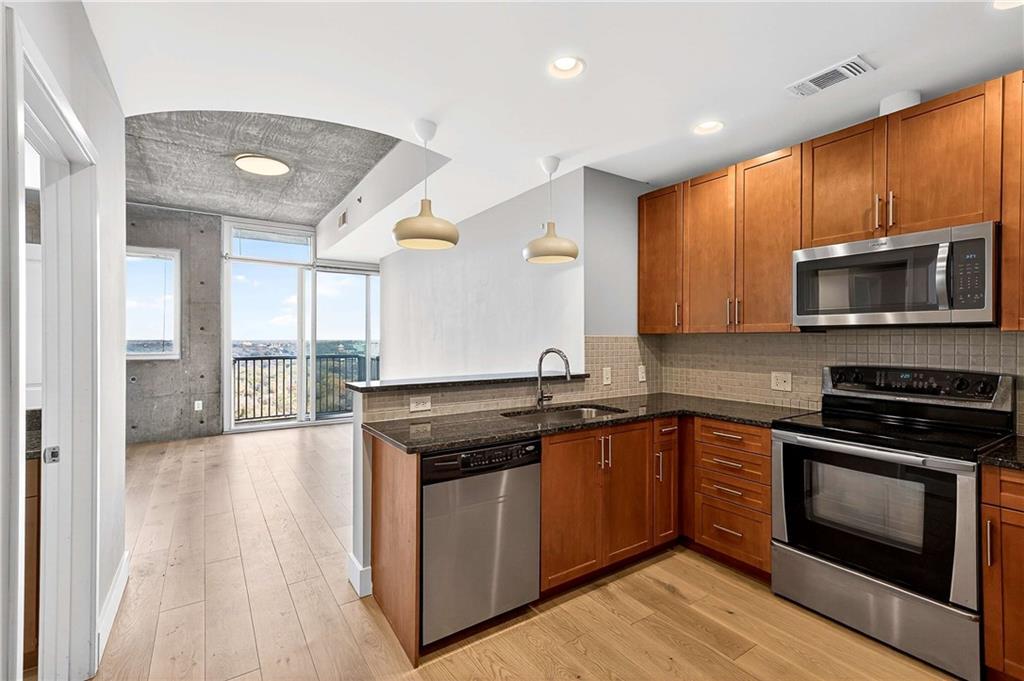 855 Peachtree St. #1715, Atlanta, GA 30308