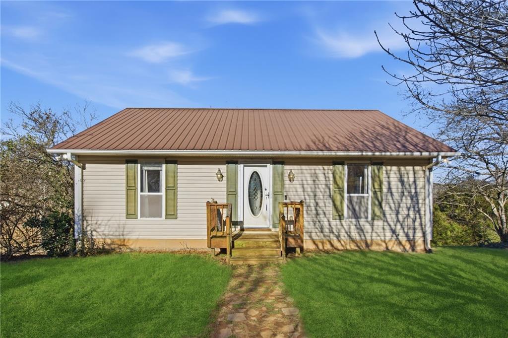 655 Kelley Rd., Cleveland, GA 30528