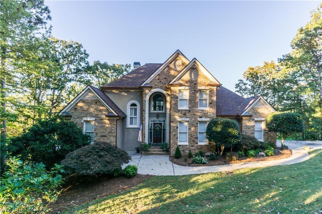 2819 Point Overlook, Gainesville, GA 30501