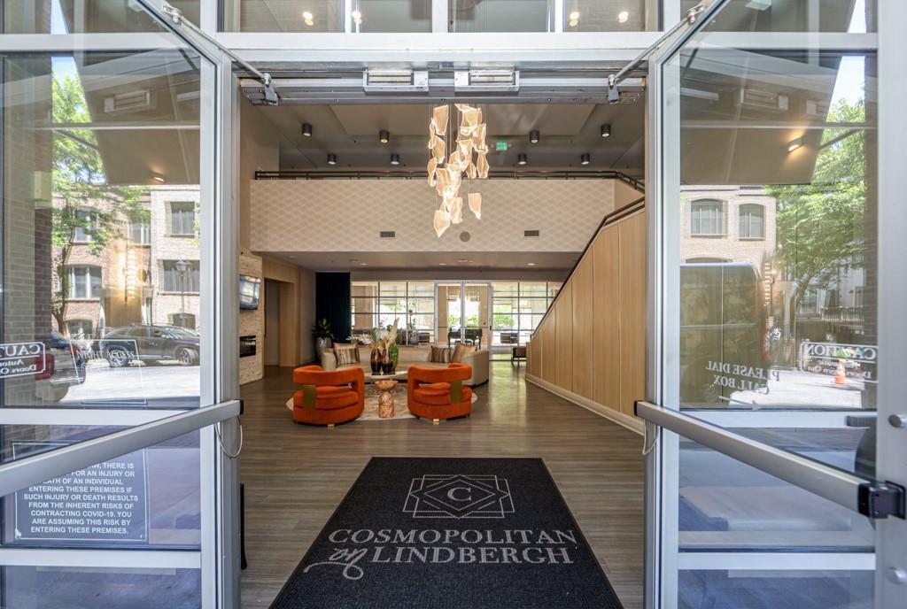 711 Cosmopolitan Dr. #338, Atlanta, GA 30324