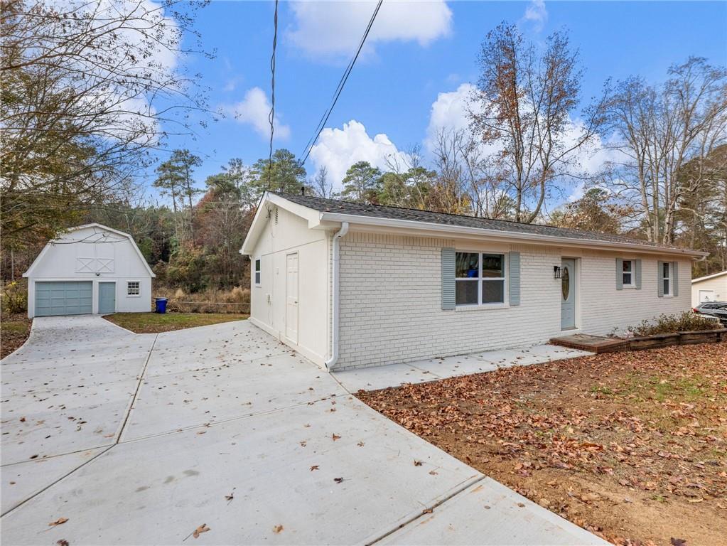 930 Woodbridge Dr., Conyers, GA 30012