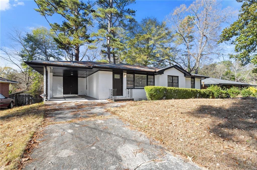 3110 Rollingwood Ln., Atlanta, GA 30316