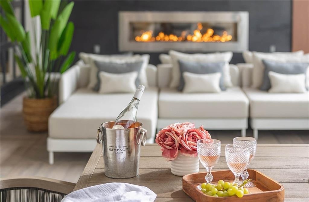 775 Juniper St. #234, Atlanta, GA 30308