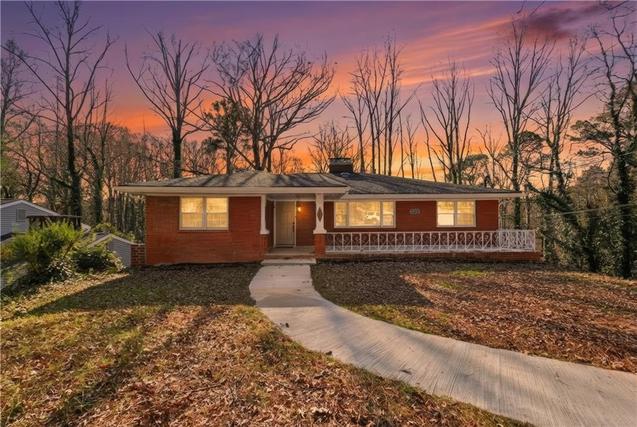 New Homes with Master Bedrooms on the 1st Floor That Attend Bazoline E. Usher/Collier Heights Elmentary School: December 6th to December 12th