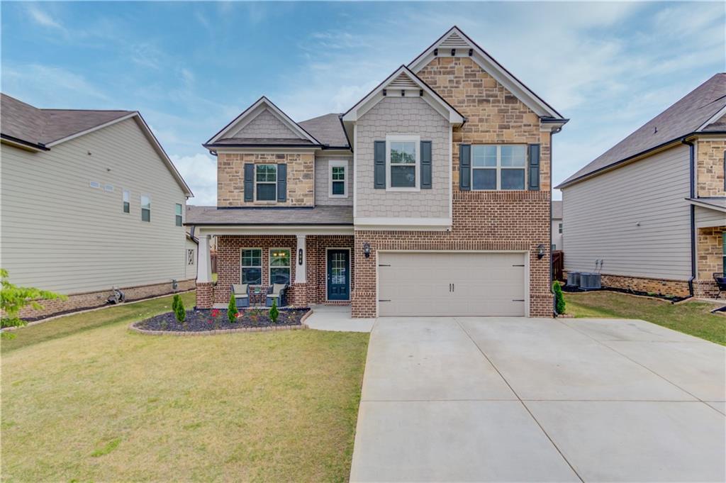 404 Henson Farm Dr., Loganville, GA 30052