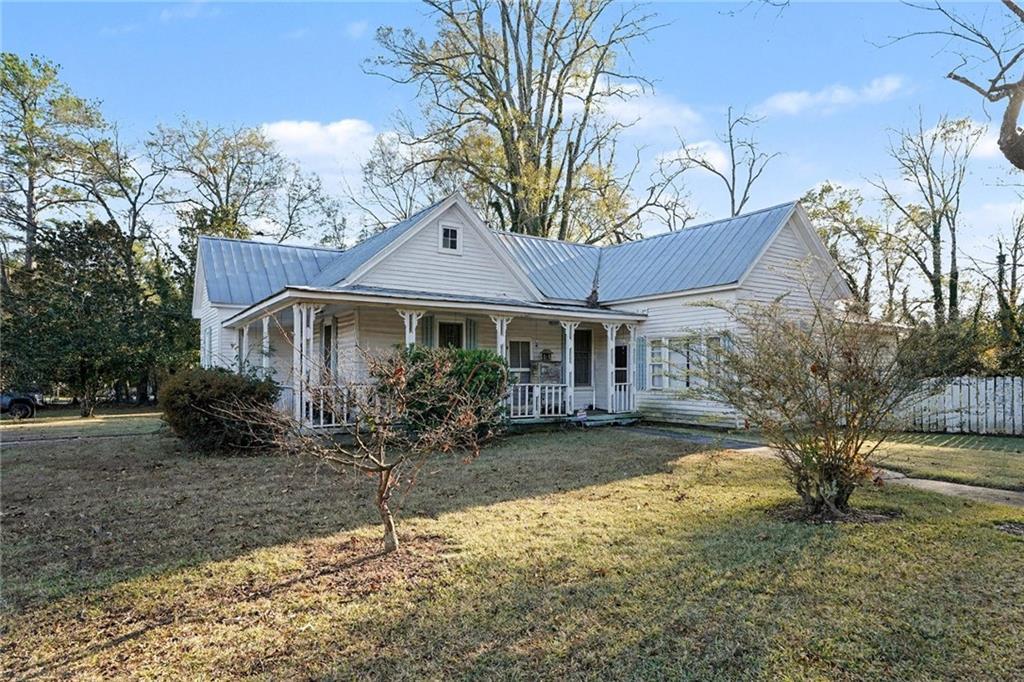 38 Mcdonough St., Hampton, GA 30228