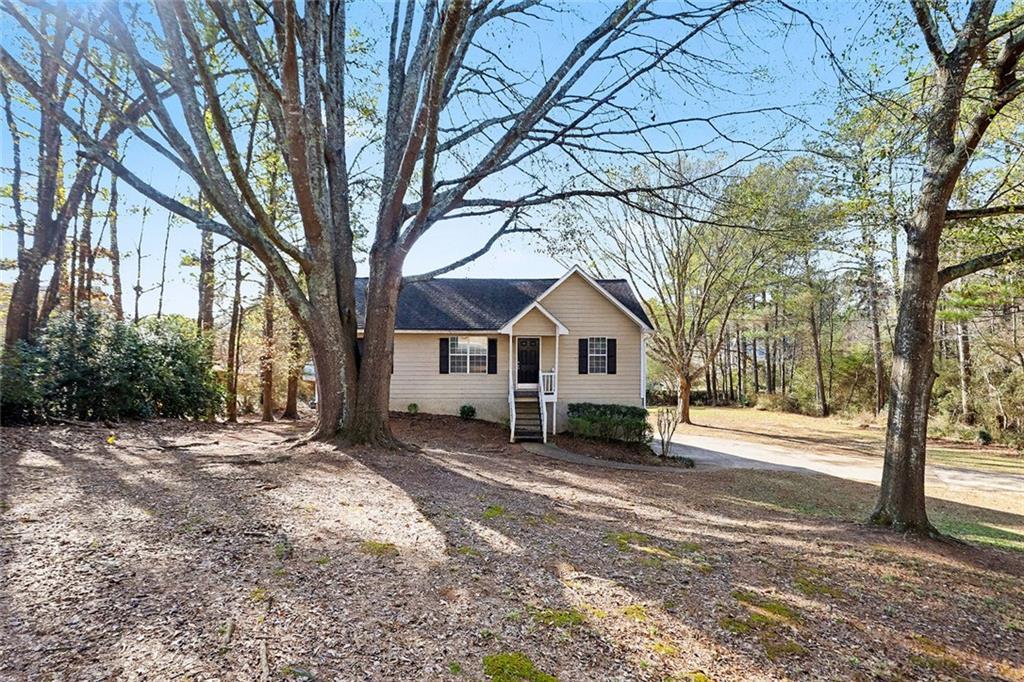 33 Peach Forest Pl., Douglasville, GA 30134