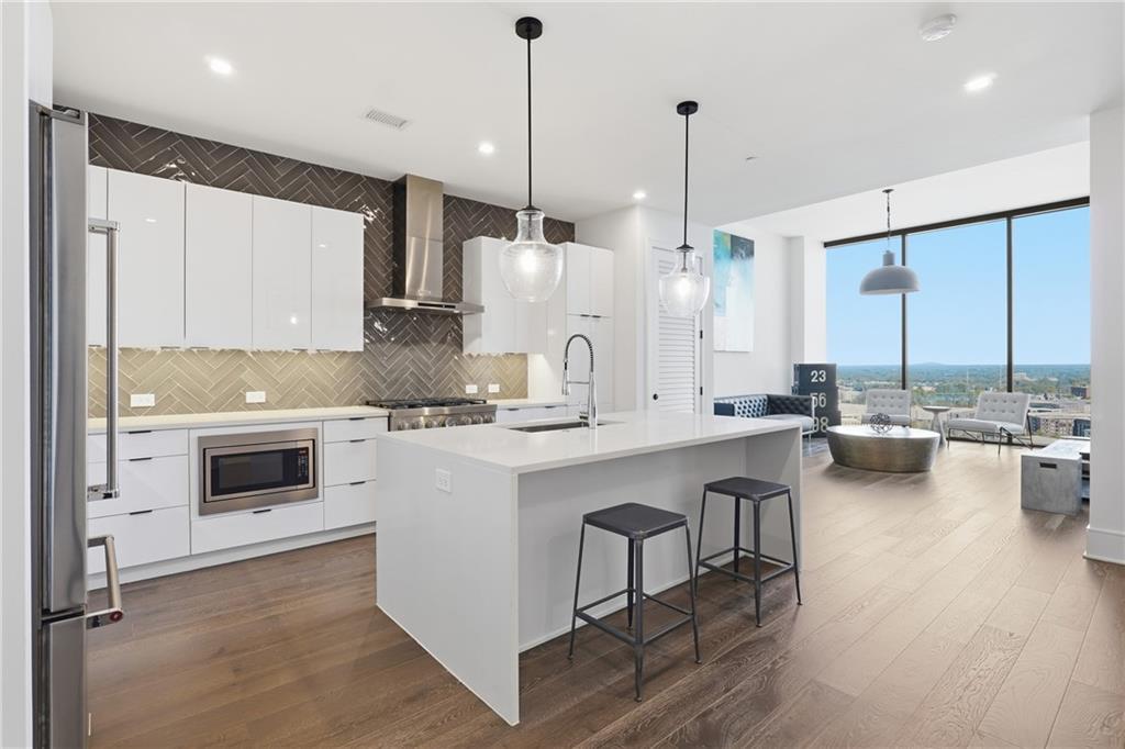 788 W Marietta St. #1806, Atlanta, GA 30318