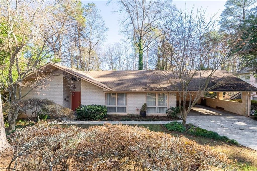 1570 Nantahalla Ct., Atlanta, GA 30329
