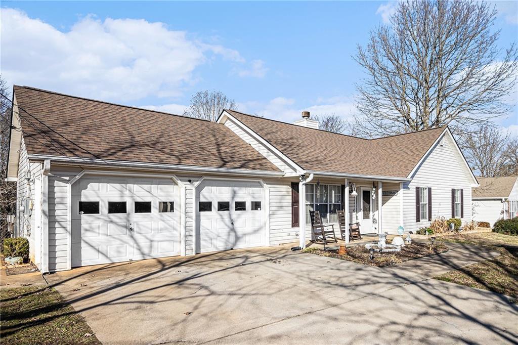 118 Manning Mill Rd., Adairsville, GA 30103