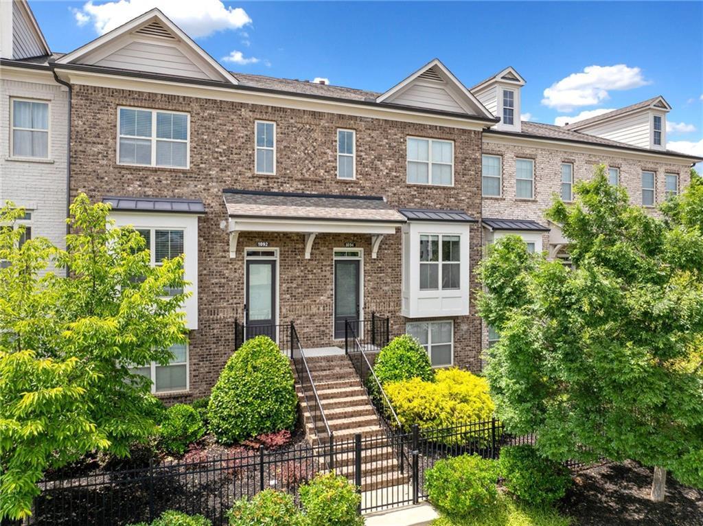 1094 Township Sq., Alpharetta, GA 30022