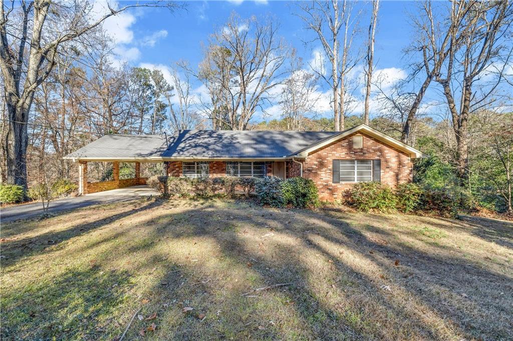 2425 Melinda Ct., Atlanta, GA 30345