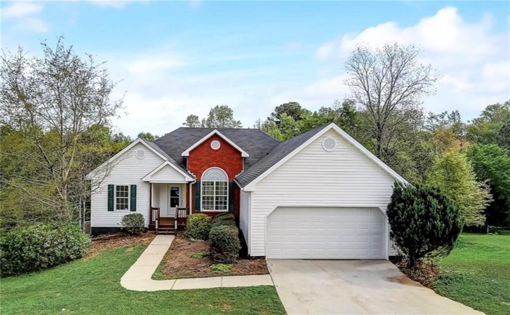 232 Cambridge Dr., Loganville, GA 30052