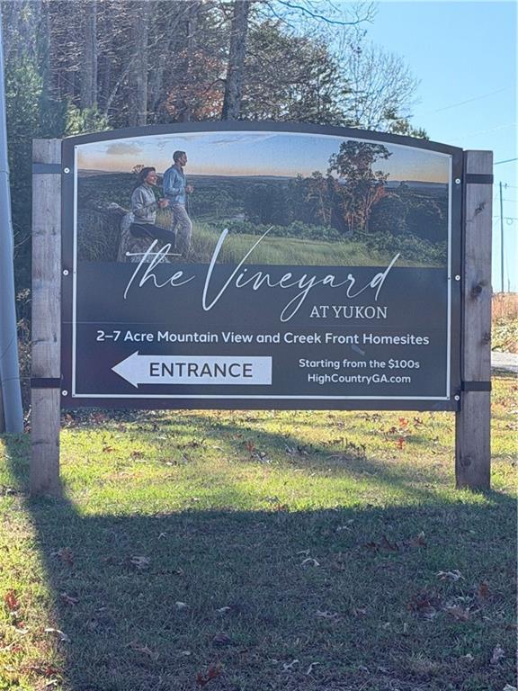 199 Oak Park Dr., Talking Rock, GA 30175