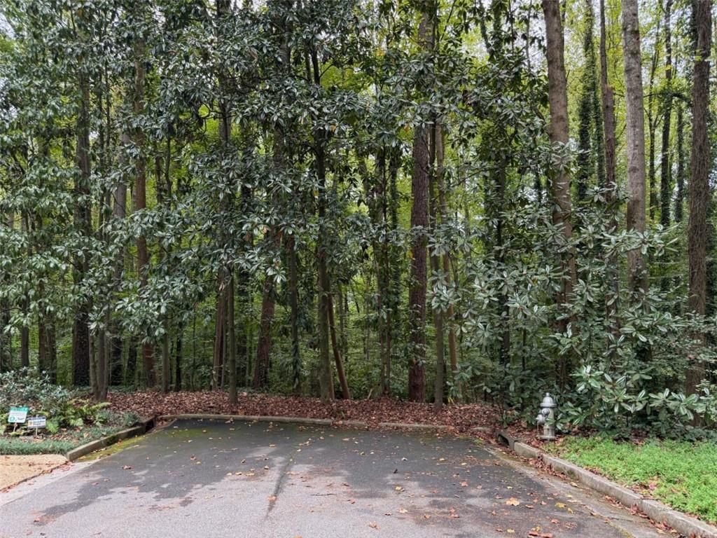 1095 Nawench Dr., Atlanta, GA 30327