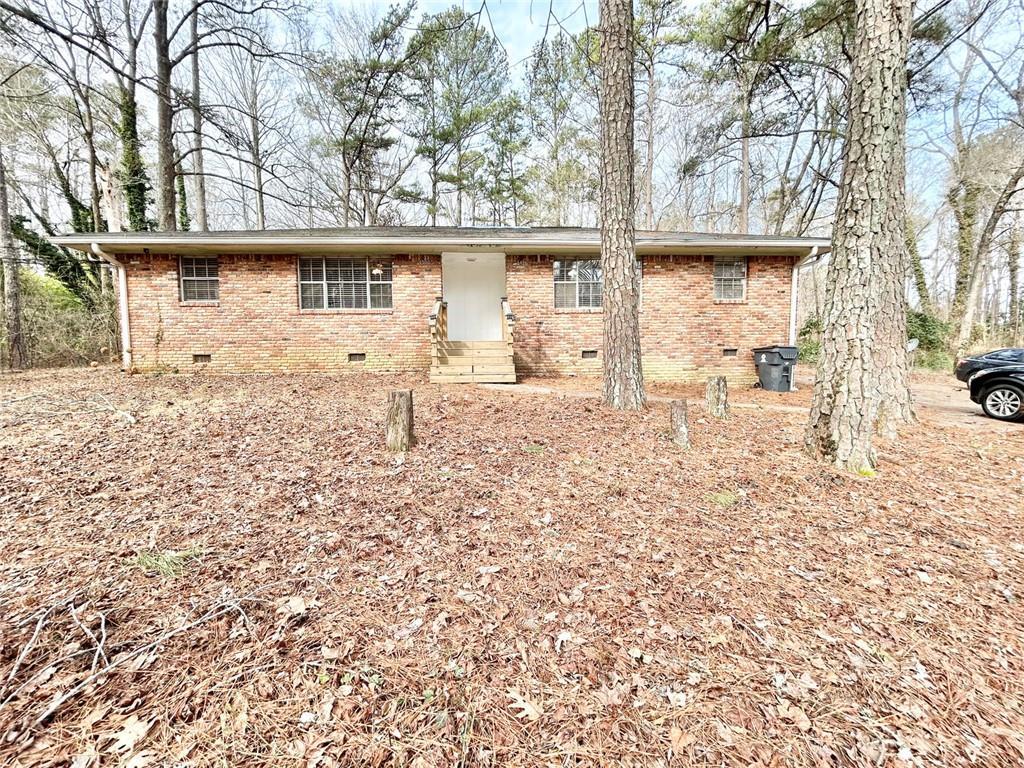 6496 Raymond Dr., Union City, GA 30291