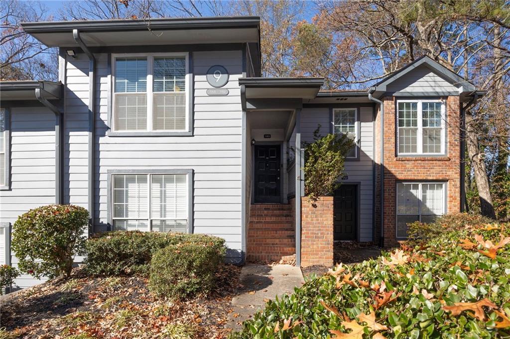 1180 Weatherstone Dr., Atlanta, GA 30324