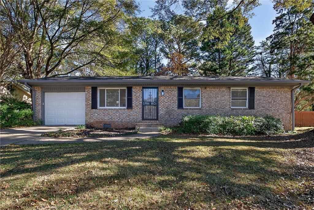1517 Colony East Cir., Stone Mountain, GA 30083