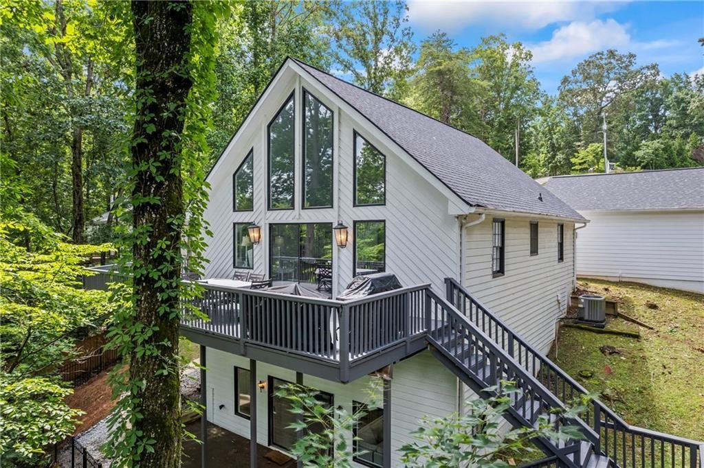 88 Toto Creek Dr., Dawsonville, GA 30534