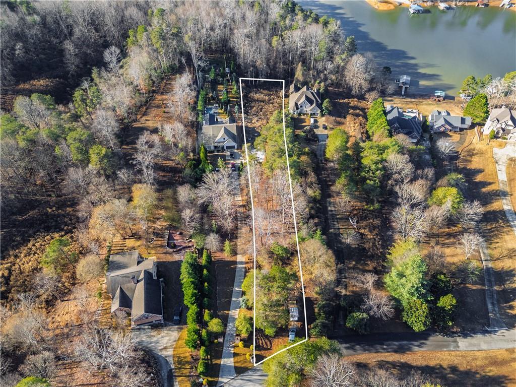 3149 Gulls Wharf Dr., Gainesville, GA 30501