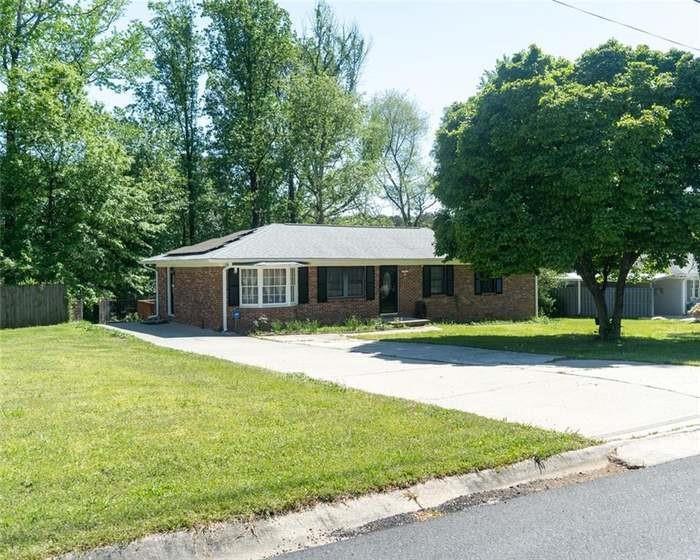 724 Camelot Way, Norcross, GA 30071