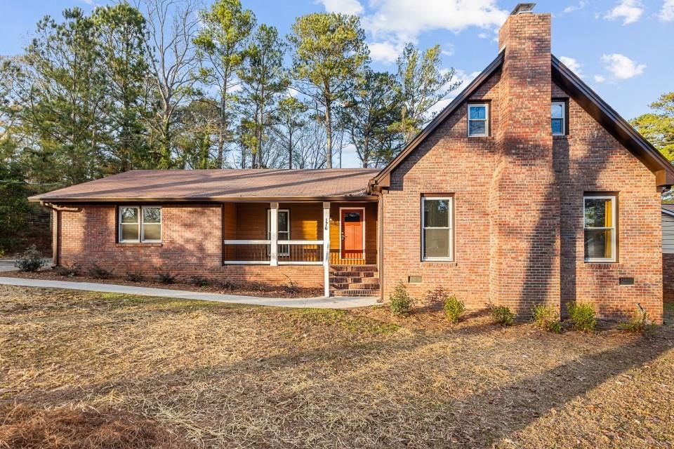 176 Blake Ln., Ellenwood, GA 30294