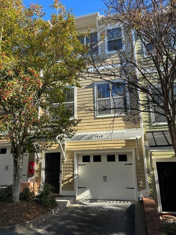 1949 Sterling Oaks Cir. #13, Atlanta, GA 30319