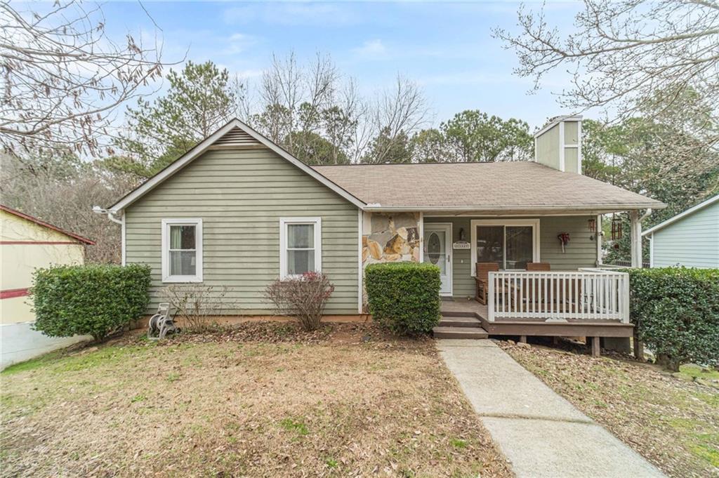 2644 Laurel View Dr., Snellville, GA 30039