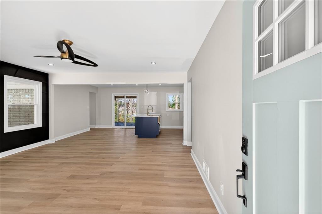 5666 Woodland Dr., Douglasville, GA 30135